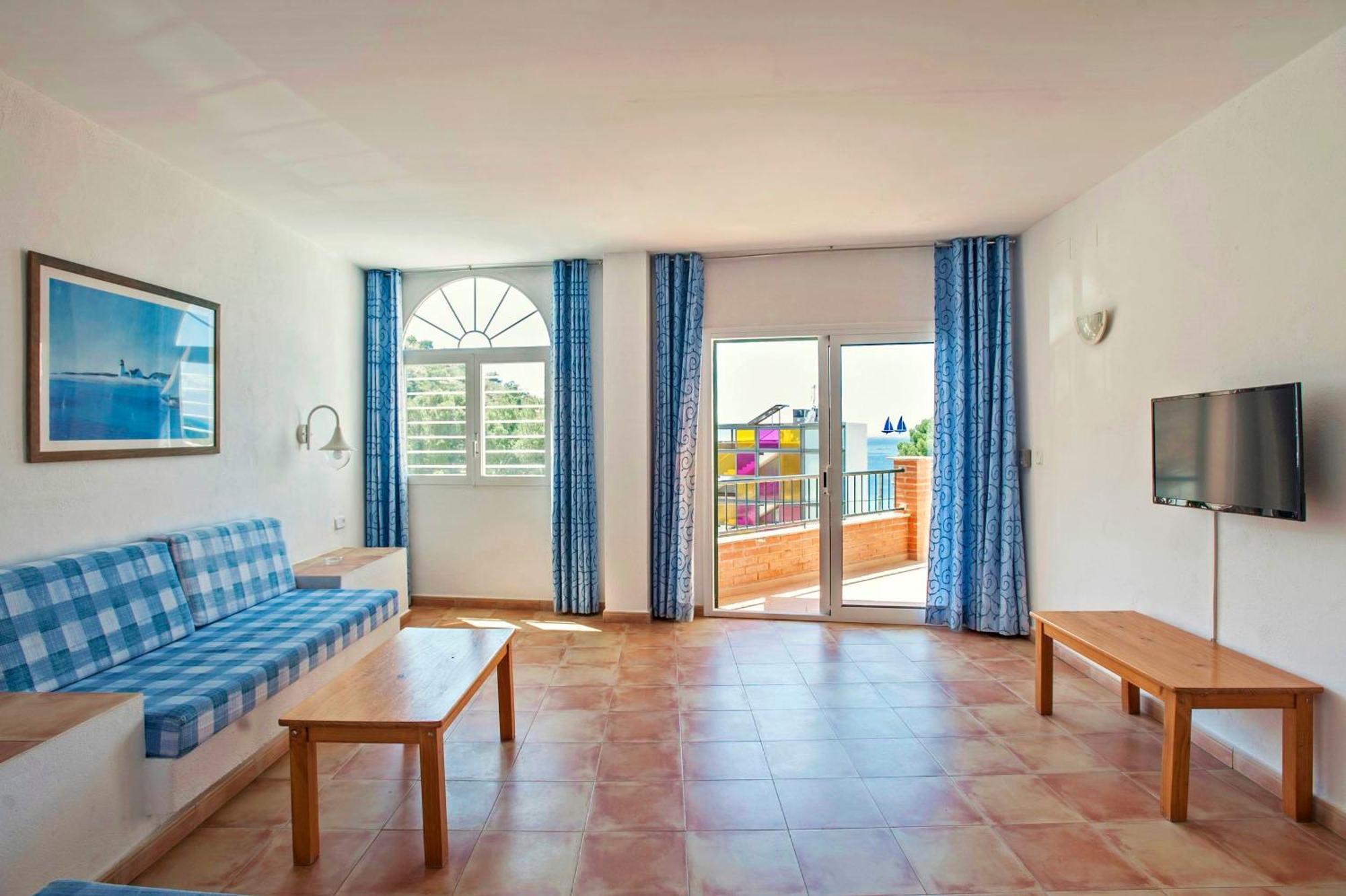 Apartaments El Berganti En Canyelles Petites Roses Luaran gambar