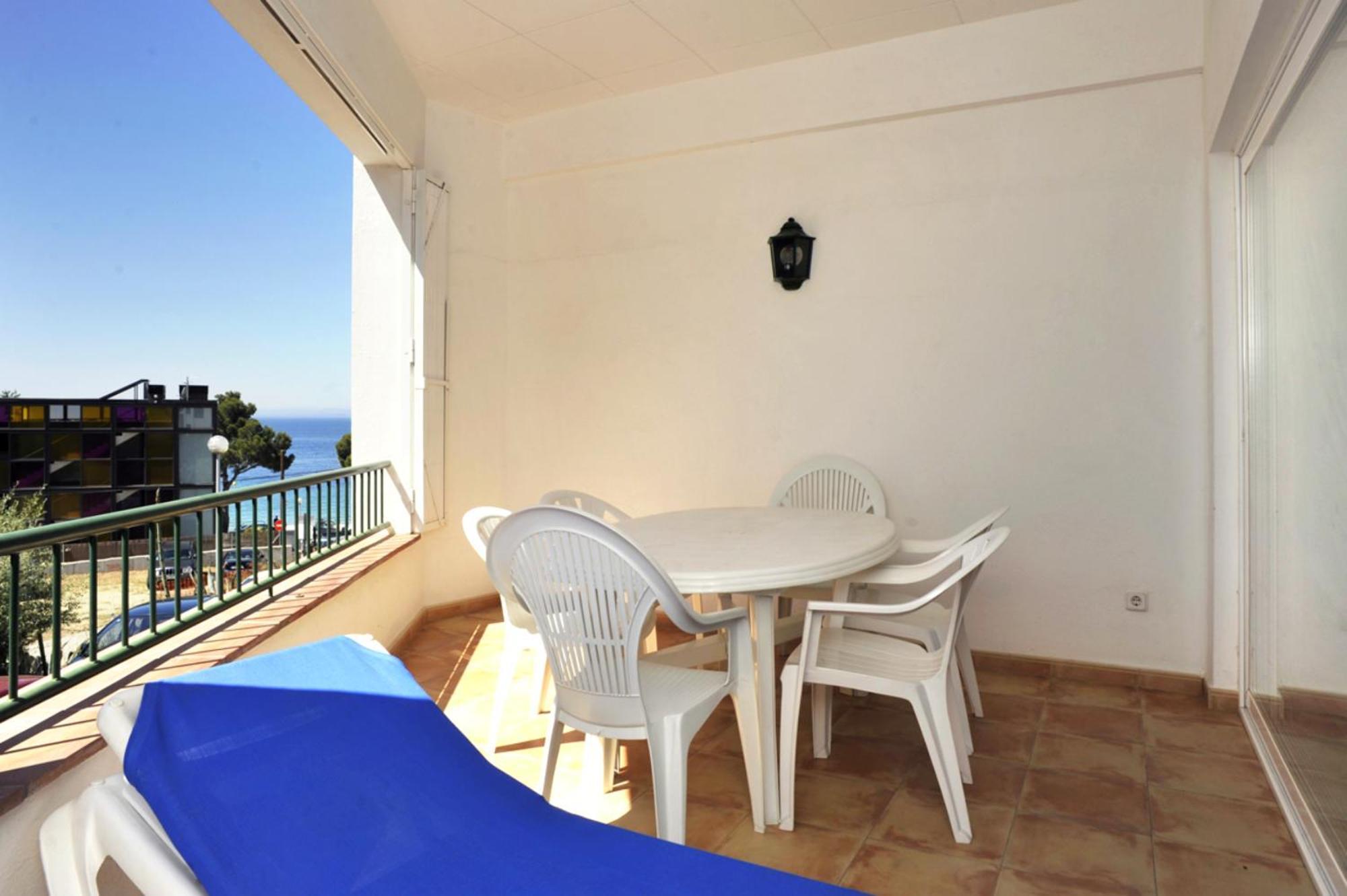 Apartaments El Berganti En Canyelles Petites Roses Bilik gambar