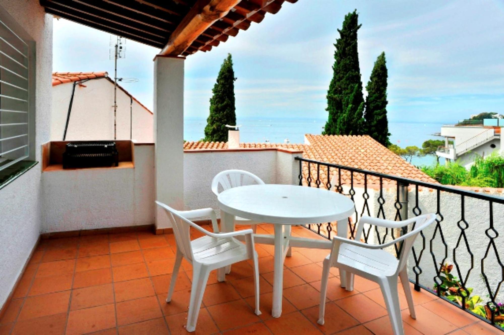 Apartaments El Berganti En Canyelles Petites Roses Bilik gambar