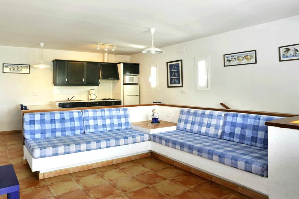 Apartaments El Berganti En Canyelles Petites Roses Luaran gambar