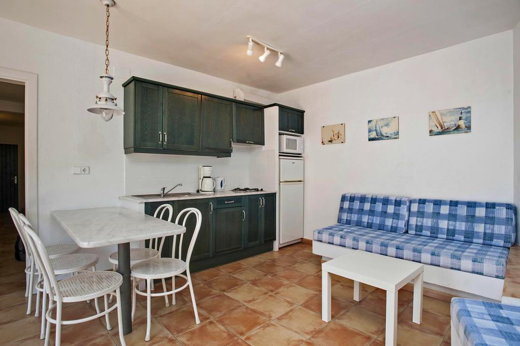 Apartaments El Berganti En Canyelles Petites Roses Luaran gambar